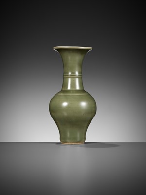 Lot 471 - A SMALL LONGQUAN CELADON-GLAZED PHOENIX-TAIL VASE, YENYEN, YUAN DYNASTY