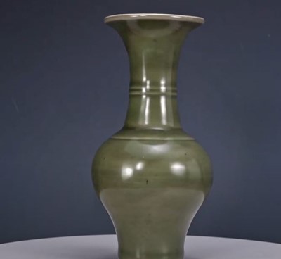 Lot 471 - A SMALL LONGQUAN CELADON-GLAZED PHOENIX-TAIL VASE, YENYEN, YUAN DYNASTY