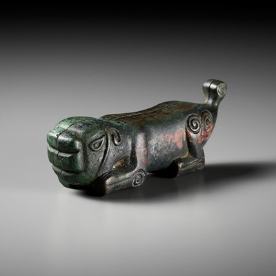 Lot 318 - A BRONZE ‘TIGER’ TALLY WITH A SILVER-INLAID INSCRIPTION, MING DYNASTY