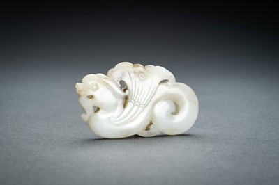 Lot 110 - A LOT WITH THREE JADE PENDANTS, QING