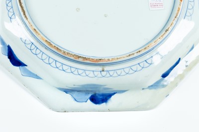 Lot 238 - A PAIR OF OCTAGONAL IMARI PORCELAIN CHARGERS, MEIJI