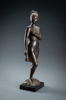 Lot 5 - KATSUZO ENTSUBA: A MODERNIST BRONZE SCULPTURE OF A YOUNG GIRL