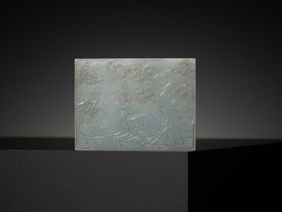 Lot 90 - A PALE CELADON JADE BELT PLAQUE, LATE MING TO EARLY QING DYNASTY