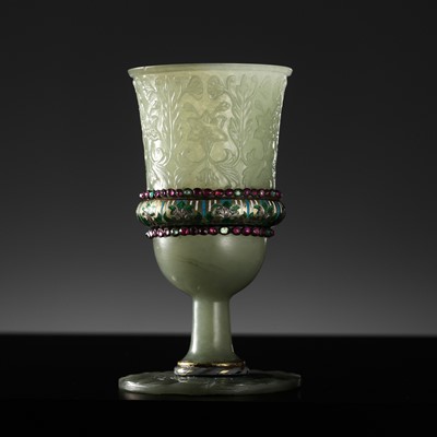 Lot 109 - A MUGHAL GILT AND ‘GEM’-INLAID JADE STEM CUP, INDIA, 18TH CENTURY