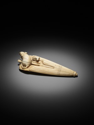 Lot 135 - A VERY LARGE IVORY NETSUKE OF TWO RATS GNAWING AN UMBRELLA