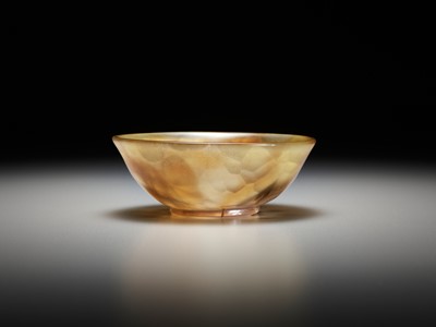 Lot 25 - AN AGATE BOWL, SONG DYNASTY, CHINA, 960-1279