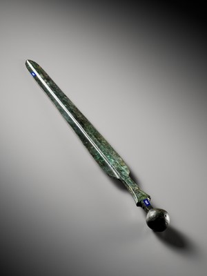 Lot 716 - A LARGE LURISTAN BRONZE SWORD, LATE 2ND TO EARLY 1ST MILLENNIUM BC