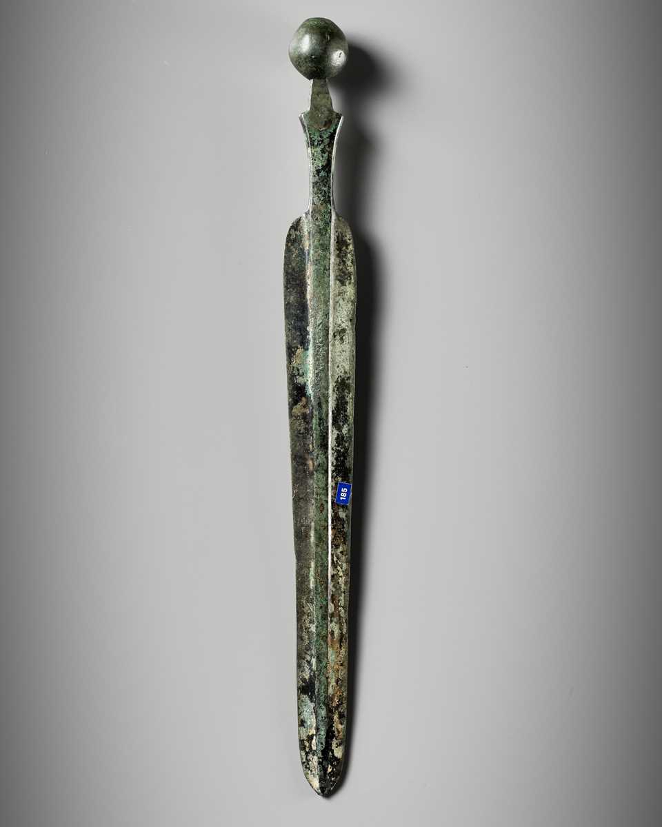 Lot 716 A Large Luristan Bronze Sword Late 2nd To