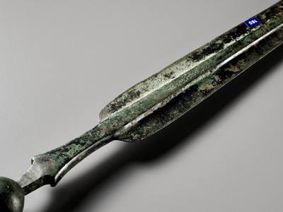 Lot 716 - A LARGE LURISTAN BRONZE SWORD, LATE 2ND TO EARLY 1ST MILLENNIUM BC