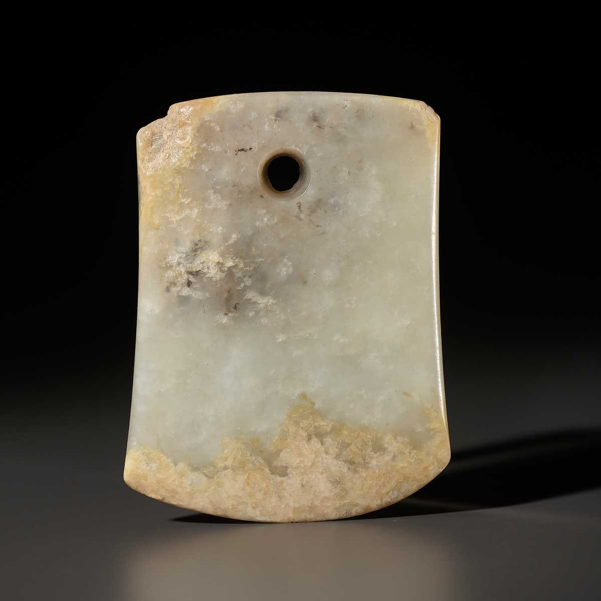 Lot 39 - A WHITE AND YELLOW JADE AX, FU, NEOLITHIC PERIOD