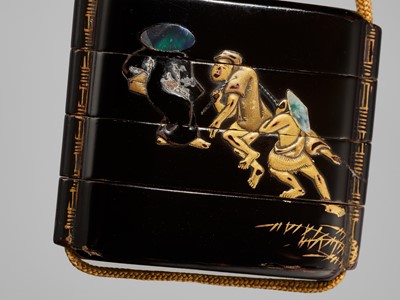 Lot 13 - A RARE AND AMUSING THREE-CASE LACQUER INRO DEPICTING A PERFORMING TROUPE
