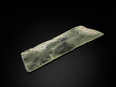 Lot 772 - A LARGE ARCHAIC GREEN JADE AXE BLADE, DAO, QIJIA CULTURE