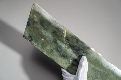 Lot 772 - A LARGE ARCHAIC GREEN JADE AXE BLADE, DAO, QIJIA CULTURE