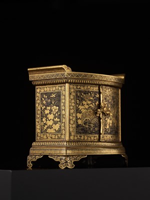 Lot 113 - KOMAI: A SUPERB GOLD-DAMASCENED IRON TABLE CABINET (KODANSU)