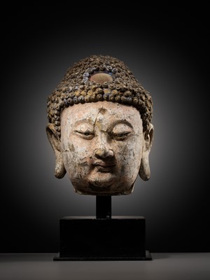 Lot 178 - A STUCCO HEAD OF BUDDHA, YUAN TO MING DYNASTY