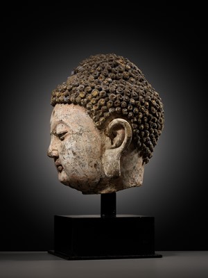 Lot 178 - A STUCCO HEAD OF BUDDHA, YUAN TO MING DYNASTY