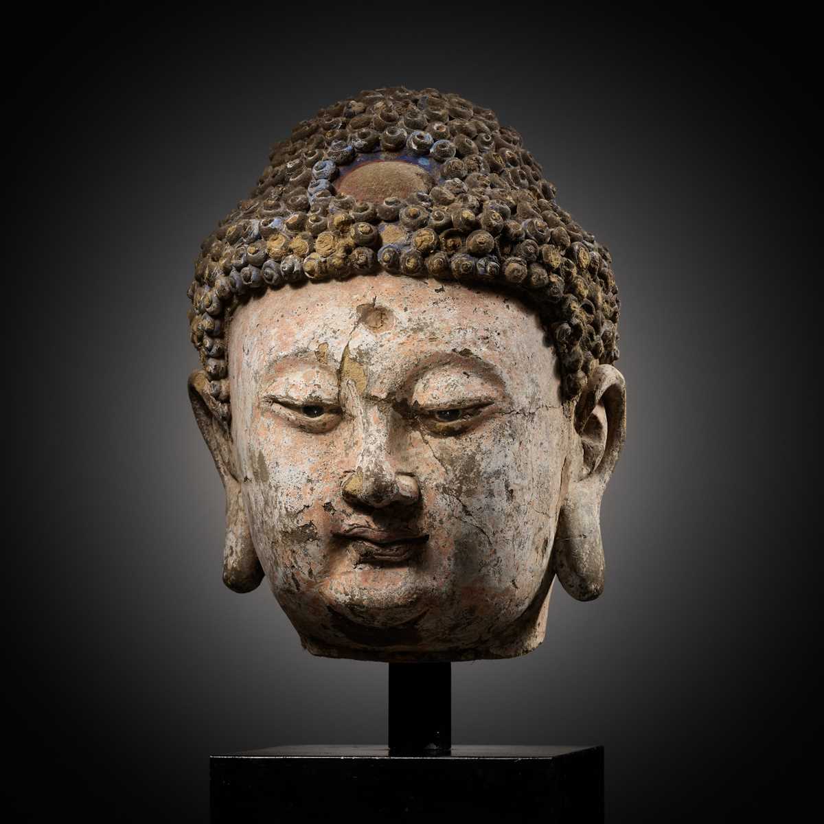 Lot 178 - A STUCCO HEAD OF BUDDHA, YUAN TO MING DYNASTY