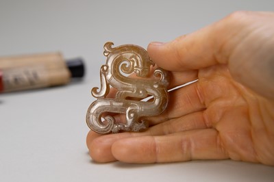 Lot 836 - A JADE ‘CHILONG’ PENDANT, EASTERN ZHOU DYNASTY