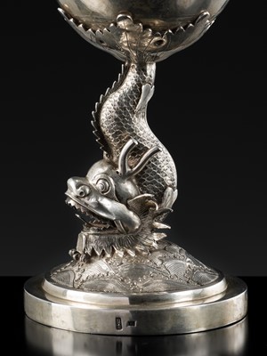 Lot 989 - A LARGE ‘DRAGON-CARP’ EXPORT SILVER CUP BY LIANG SHENG