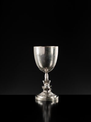 Lot 989 - A LARGE ‘DRAGON-CARP’ EXPORT SILVER CUP BY LIANG SHENG