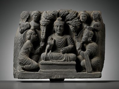 Lot 243 - A RARE SCHIST FRIEZE WITH THE SCENE OF THE ENTREATY TO PREACH, ANCIENT REGION OF GANDHARA