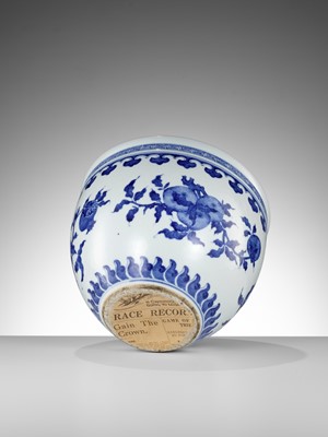 Lot 133 - A BLUE AND WHITE ‘AUSPICIOUS FRUITS’ JARDINIÈRE, CHINA, 18TH – 19TH CENTURY