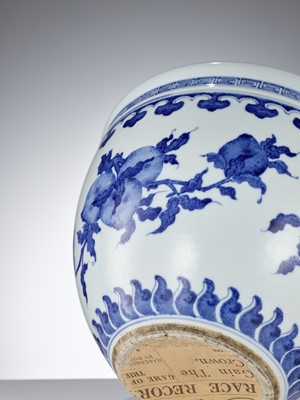 Lot 133 - A BLUE AND WHITE ‘AUSPICIOUS FRUITS’ JARDINIÈRE, CHINA, 18TH – 19TH CENTURY