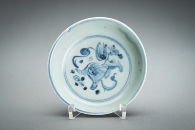 A GROUP OF TWO SMALL BLUE AND WHITE PORCELAIN DISHES, MING DYNASTY