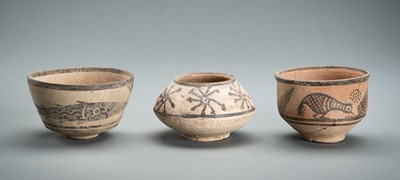 Lot 639 - A LOT WITH THREE SMALL CERAMIC VESSELS, INDUS VALLEY