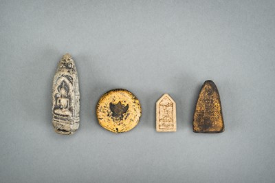 A LOT WITH 34 CLAY AND STONE VOTIVE PLAQUES, 19TH CENTURY