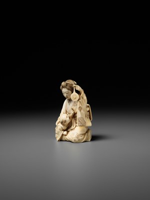 Lot 167 - TAIMIN: AN IVORY OKIMONO OF A MOTHER AND CHILD