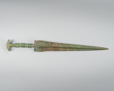 Lot 626 - A LURISTAN BRONZE SWORD, 1ST MILLENNIUM BC