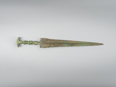 Lot 626 - A LURISTAN BRONZE SWORD, 1ST MILLENNIUM BC