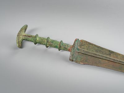 Lot 626 - A LURISTAN BRONZE SWORD, 1ST MILLENNIUM BC