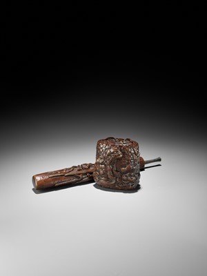Lot 353 - A RARE TABAKO-IRE SET DEPICTING SHISHI AND PEONY AND DAIKOKU’S RAT