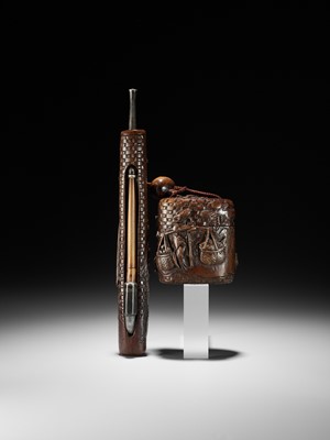Lot 353 - A RARE TABAKO-IRE SET DEPICTING SHISHI AND PEONY AND DAIKOKU’S RAT