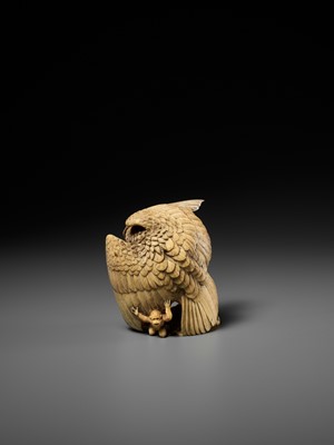 Lot 292 - KATO TOMOTOSHI: A SUPERB IVORY OKIMONO OF AN EAGLE PREYING ON A GROUP OF MONKEYS
