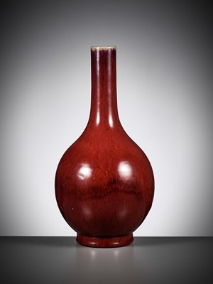 Lot 105 - A SUPERB LANGYAO BOTTLE VASE, CHANGJINGPING, CHINA, 18TH CENTURY