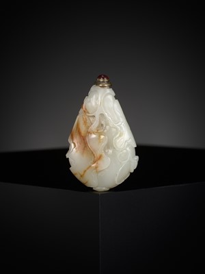Lot 44 - A WHITE AND RUSSET JADE ‘GOURD AND BUTTERFLY’ SNUFF BOTTLE, CHINA, 18TH CENTURY