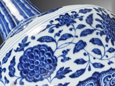 Lot 277 - A BLUE AND WHITE ‘MING-STYLE’ BOTTLE VASE, QIANLONG MARK AND PERIOD