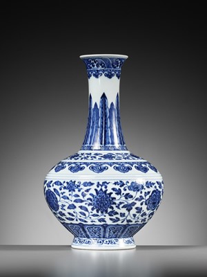 Lot 277 - A BLUE AND WHITE ‘MING-STYLE’ BOTTLE VASE, QIANLONG MARK AND PERIOD