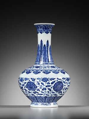Lot 277 - A BLUE AND WHITE ‘MING-STYLE’ BOTTLE VASE, QIANLONG MARK AND PERIOD