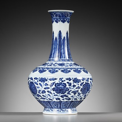 Lot 118 - A BLUE AND WHITE ‘MING-STYLE’ BOTTLE VASE, QIANLONG MARK AND PERIOD