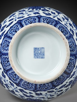 Lot 277 - A BLUE AND WHITE ‘MING-STYLE’ BOTTLE VASE, QIANLONG MARK AND PERIOD