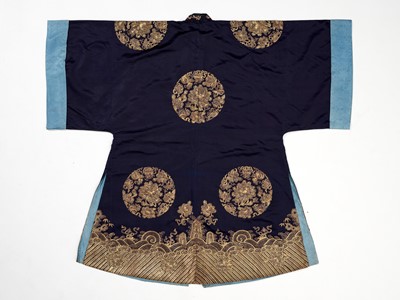 Lot 353 - A WOMAN’S SILVER AND GOLD-EMBROIDERED SILK ROUNDEL ROBE, 19TH CENTURY