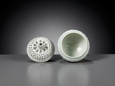 Lot 75 - A SMALL QINGBAI CENSER AND COVER, NORTHERN SONG DYNASTY