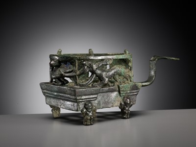 Lot 102 - A ‘FOUR AUSPICIOUS BEASTS’ (SI XIANG) BRONZE BRAZIER, HAN DYNASTY, CHINA, 206 BC-220 AD