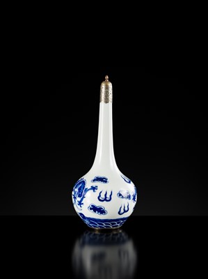 Lot 161 - A BLEU DE HUÊ ‘CARP AND DRAGON’ VASE