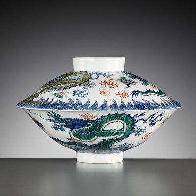 Lot 112 - A DOUCAI 'DRAGON' BOWL AND COVER, YONGZHENG MARKS AND OF THE PERIOD