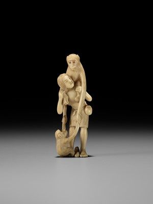 Lot 351 - KAIGYOKUSAI: A FINE IVORY NETSUKE OF A FISHER GIRL (AMA) WITH TENAGA MONKEYS